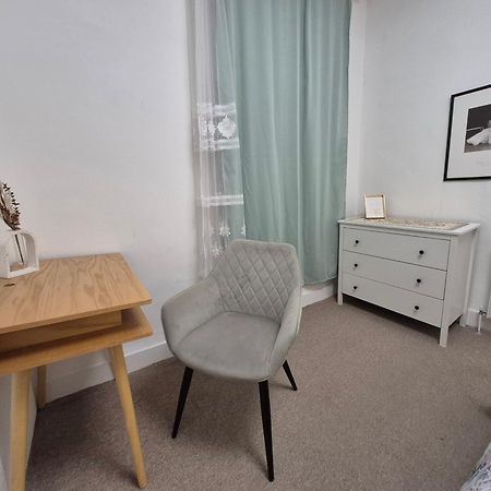 דירות Stylish And Bright Flat In London N8 Turnpike Lane - Piccadilly Line מראה חיצוני תמונה