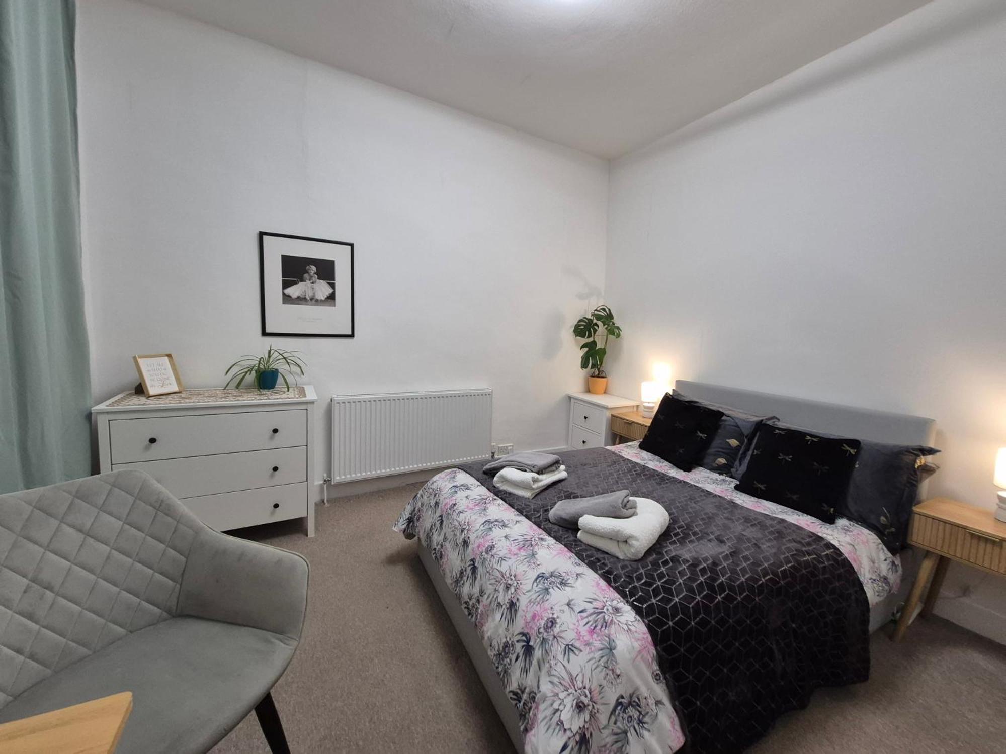 דירות Stylish And Bright Flat In London N8 Turnpike Lane - Piccadilly Line מראה חיצוני תמונה