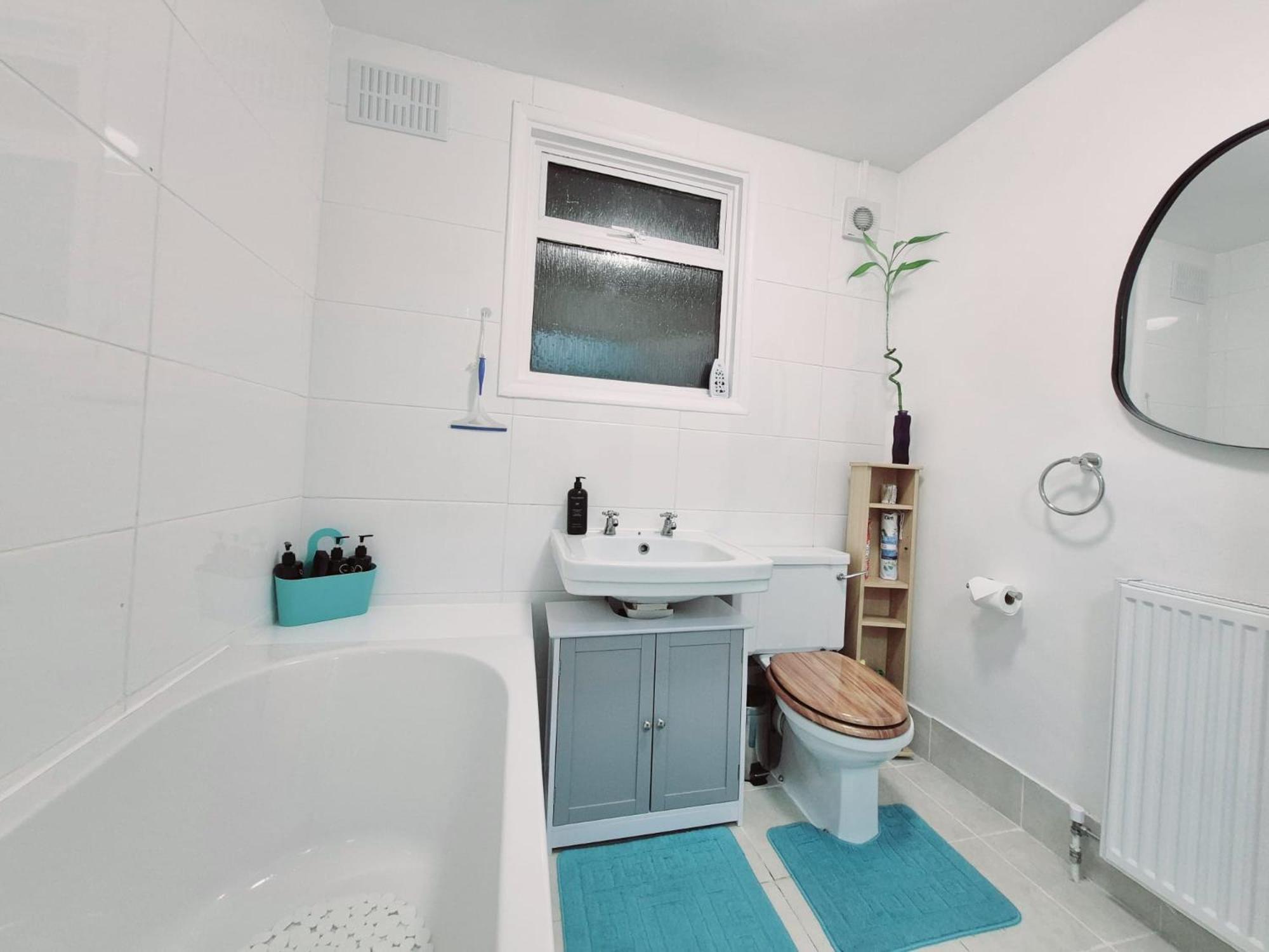 דירות Stylish And Bright Flat In London N8 Turnpike Lane - Piccadilly Line מראה חיצוני תמונה